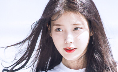 IU