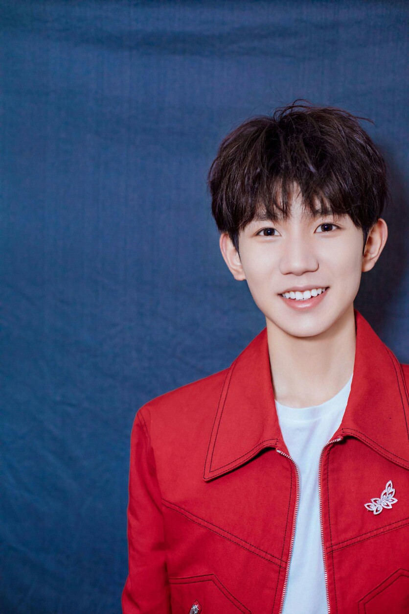 2018 新年 tfboys 王俊凯 王源 易烊千玺