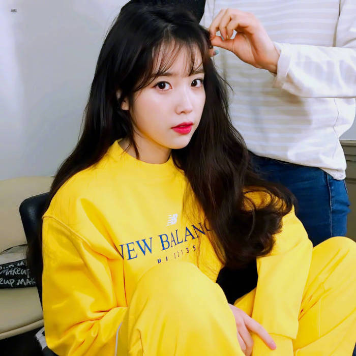 iu 李知恩