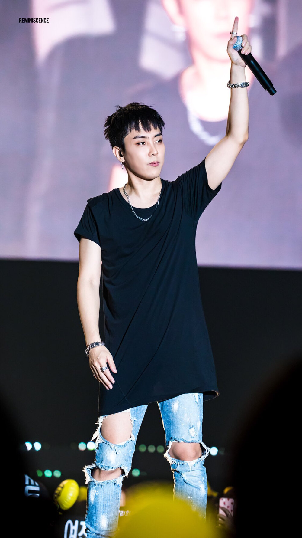 殷志源水晶男孩演唱会大邱场我们家酷盖