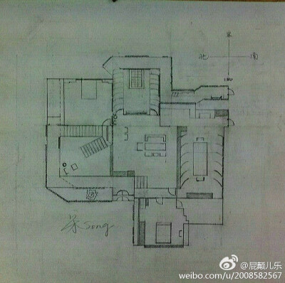 周边
鬼怪老宅平面草图