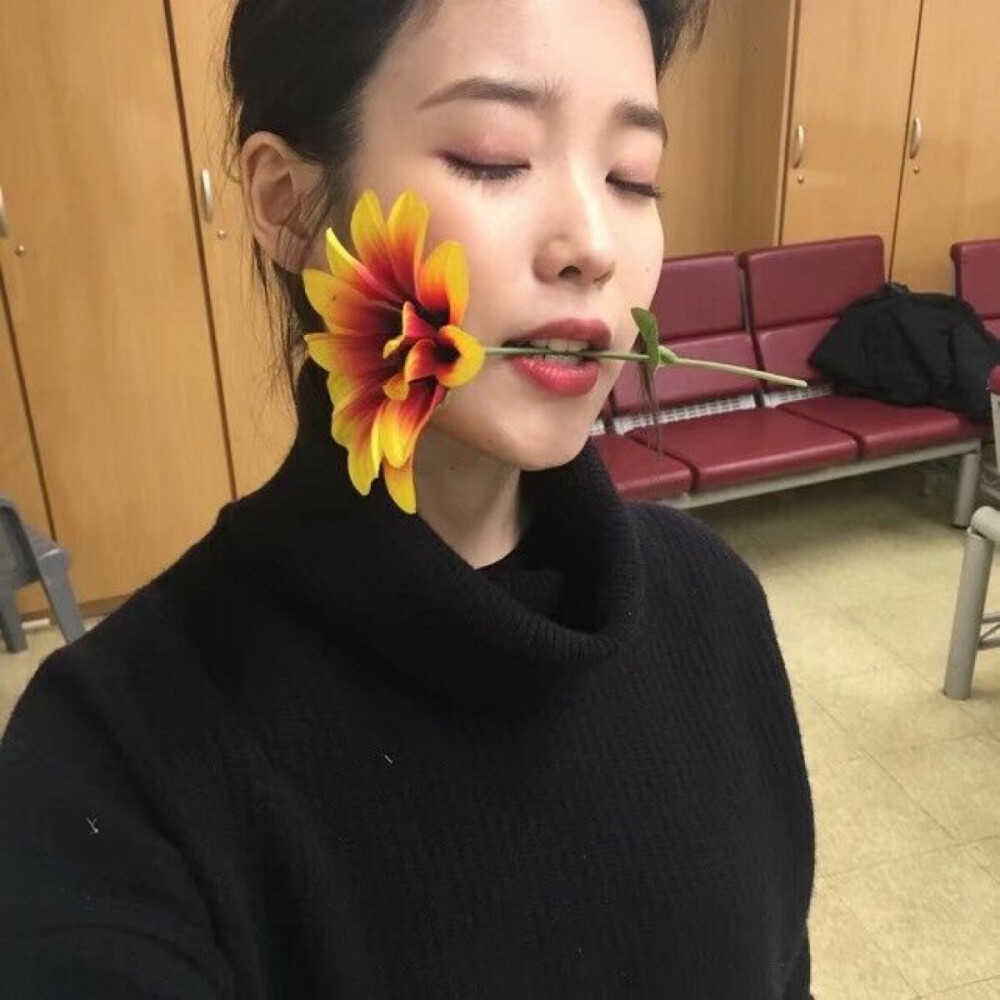 IU ❥