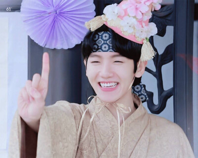 今天也是又仙又嫩的贤贤～