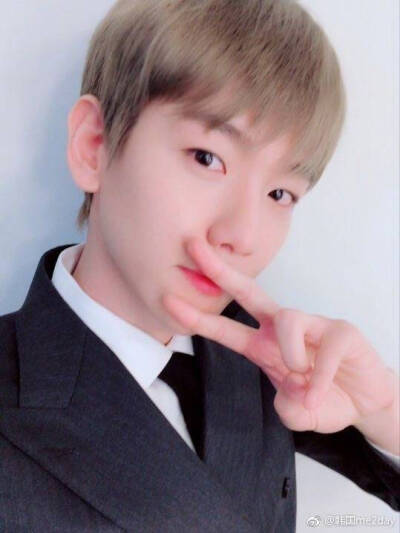 今天也是又仙又嫩的贤贤～