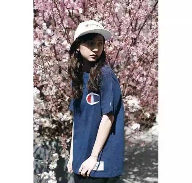 【补货】日版 Champion LOGO TEE 经典 刺绣 草写 大C 短袖 T恤