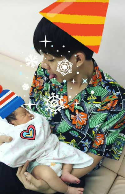 #泰国演员offjumpol##tumcial#
代表作品#秘恋之我亲爱的狗狗##一年生#