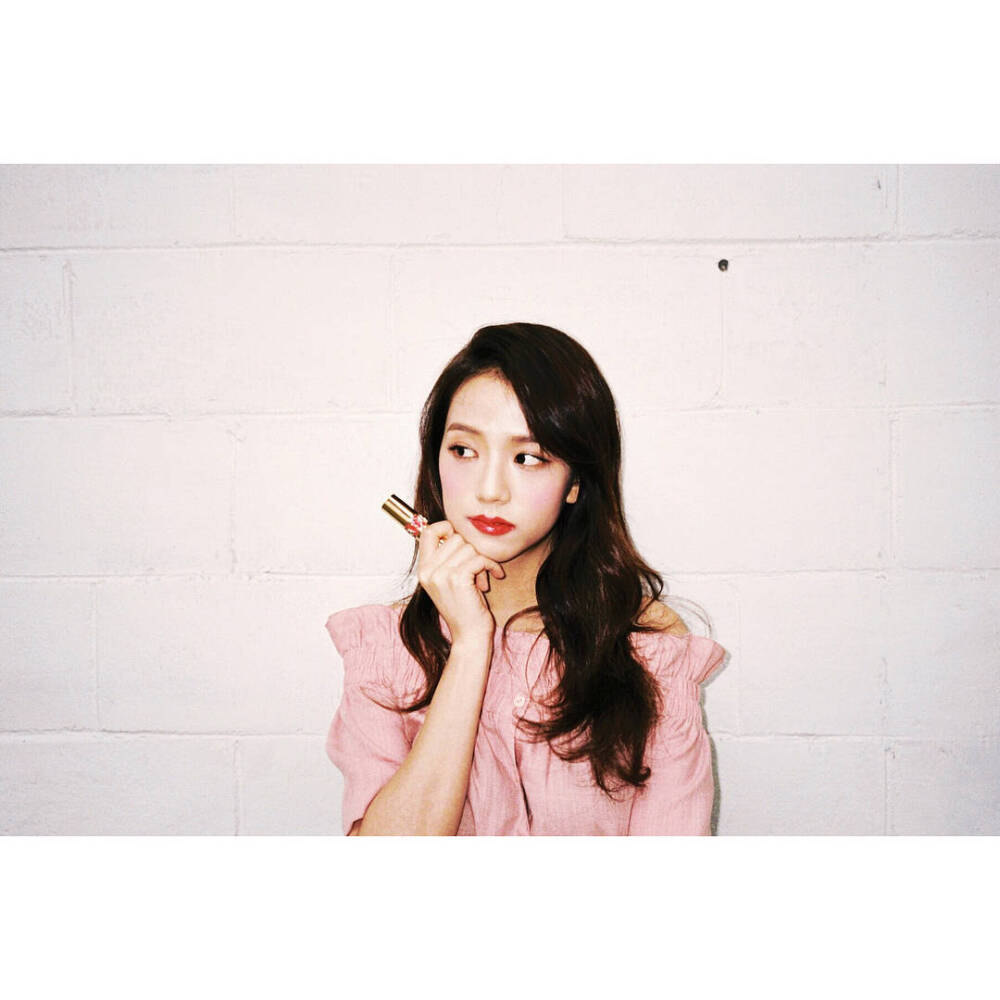 blackpink♡
Jisoo