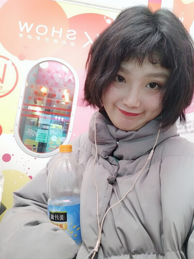 短发 发型 刘海