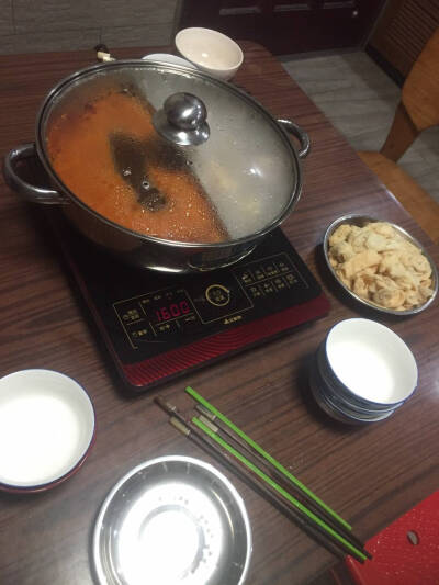 鸳鸯火锅走起啦