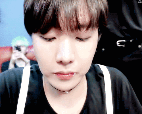 j-hope 郑号锡 bts 防弹少年团 小漂亮很盐… - 堆糖,美图壁纸兴趣