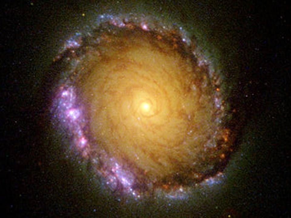 NGC 1512 是时钟座的一个棒旋星系，距离地球约3800万光年。于1826年10月29日被詹姆士·丹露帕发现，也是剑鱼座星系团的成员之一。该星系有两个环状结构，其中一个环绕中心核球区域，另一个则位于主盘面外围。
NGC 1512 - Barred Spiral Galaxy in Horologium
Image: NASA/ESA/HST ????