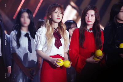 Red Velvet 姜涩琪 孙胜完 Wendy 孙承欢 94line
cr logo 