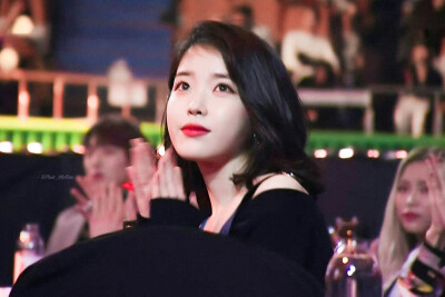 IU 李智恩 李知恩