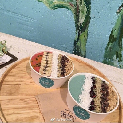 .Foodie | 大热的网红级料理Smoothie bowl 热带水果与谷物类食品组合 高颜值低卡路里吃起来清爽无负担 地址：首尔 성동구 연무장15길 11 ​​​​