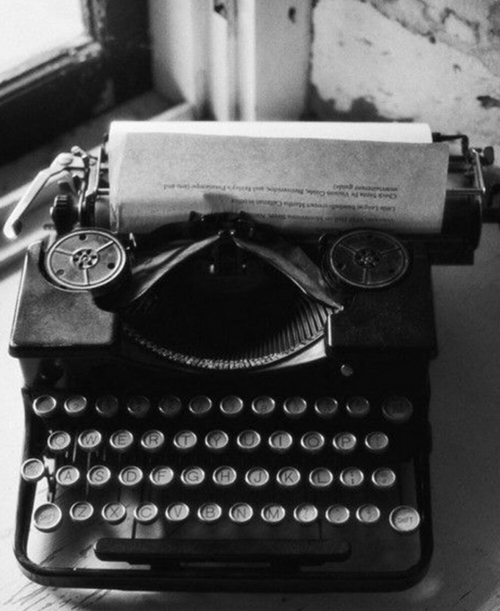 黑白 打字机