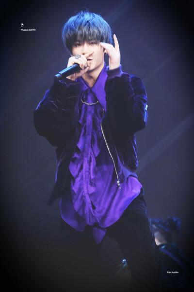 Justin 黄明昊 贾富贵