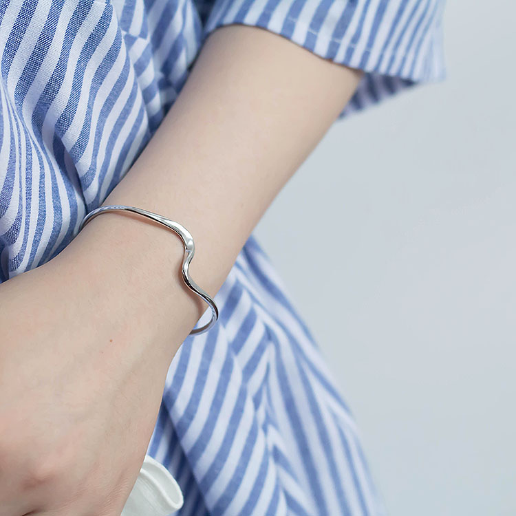 EASY CHIC 925纯银简约线条开口手镯 曲线流线型韩国手环饰品女