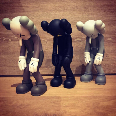 kaws