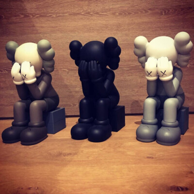 kaws