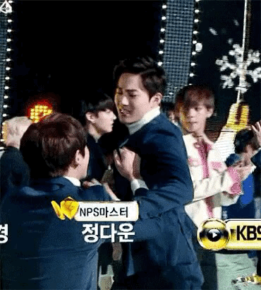 金俊勉 朴灿烈 奶孩子