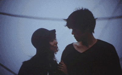 你来接我放学啦，我们回家吧