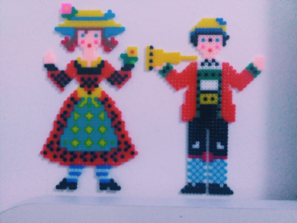 不知道他们是一对吗，看起来挺般配，，