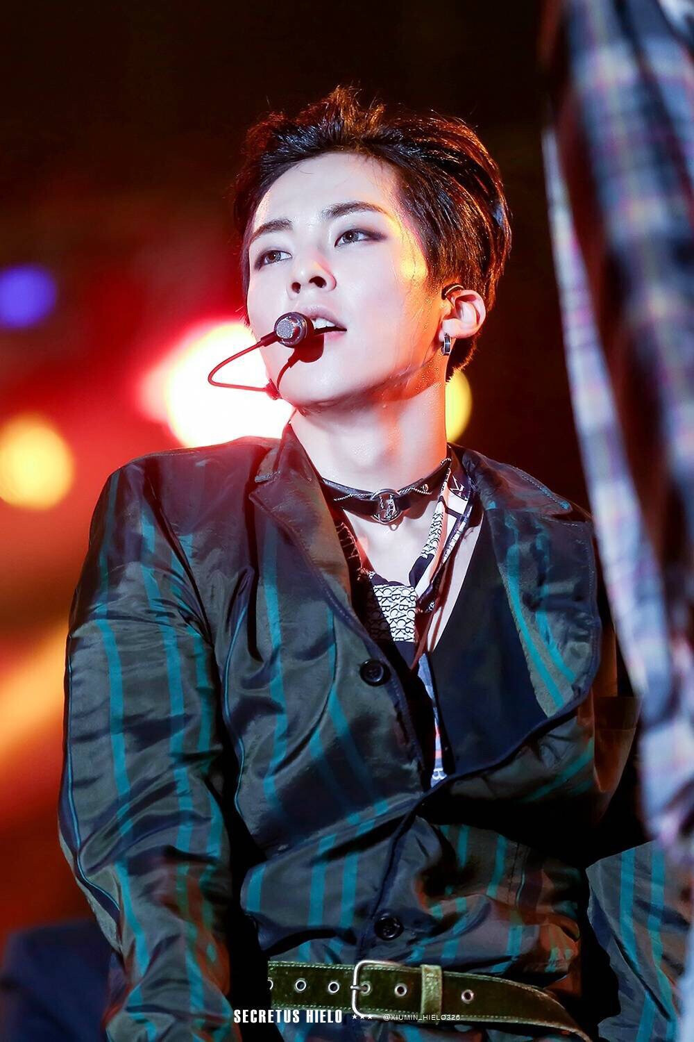 EXO 金珉锡 XIUMIN 秀珉
cr logo 