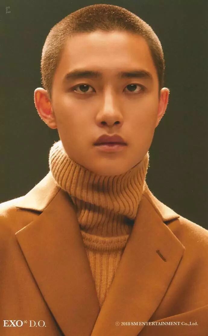 EXO 都敬秀 D.O.
cr logo 