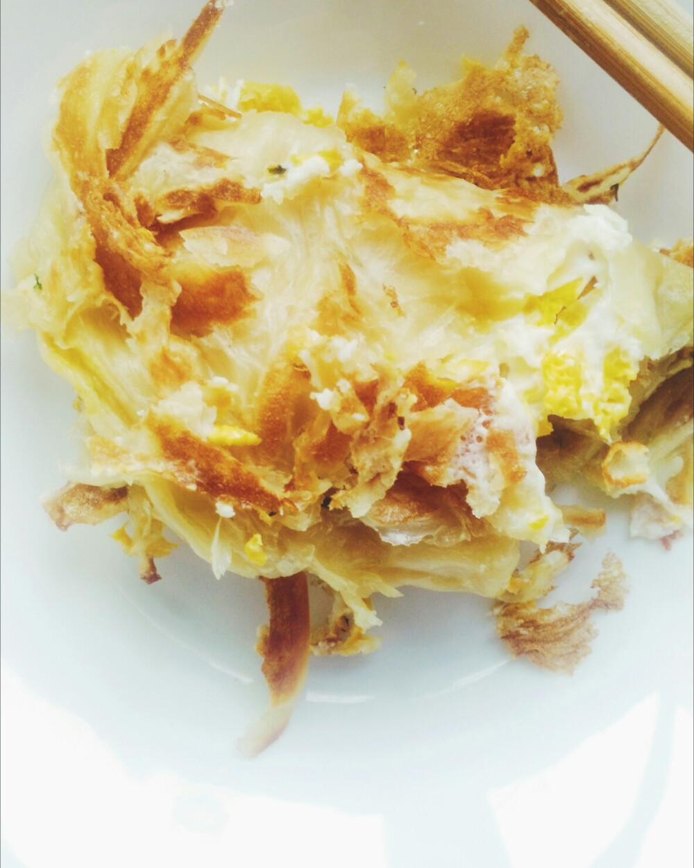 中午没吃饱，自己搞了个饼吃(｡•̀ᴗ-)✧