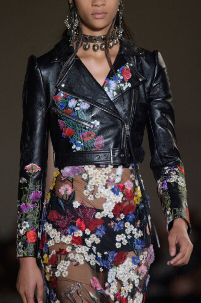 Alexander McQueen Spring 2017 ​​​