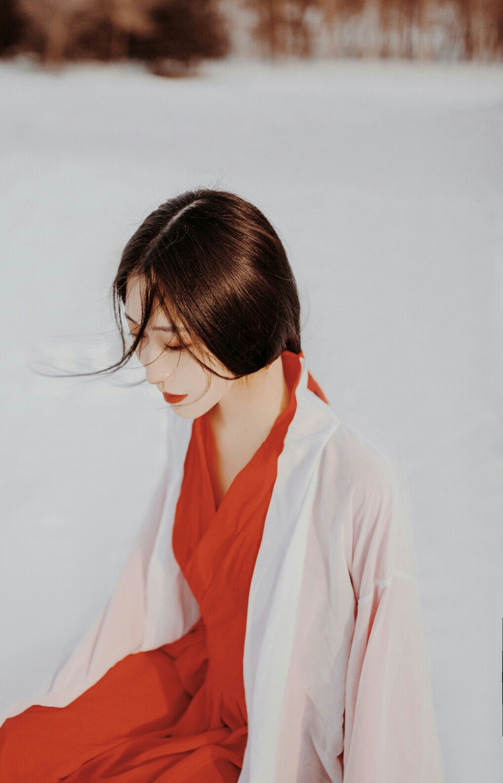 汉服
摄影 | 后期 | 造型：
@森焱PHOTO