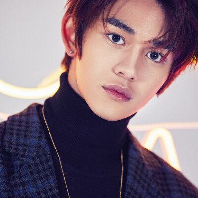 NCT 2018 Yearbook 黄旭熙 lucas