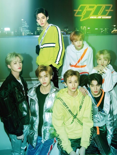 NCT DREAM GO
李马克leemark/黄仁俊renjun/李帝努jeno/李东赫 楷灿haechan/罗渽民jaemin/钟辰乐chenle/朴志晟jisung