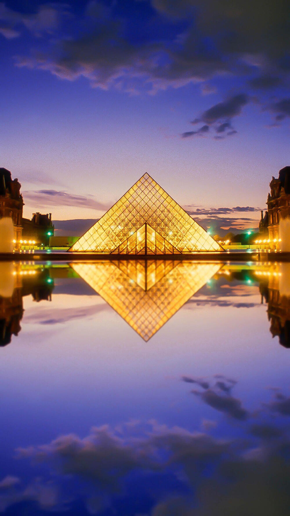 壁纸 建筑 巴黎 玻璃金字塔