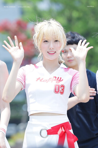 Luda 李露朵