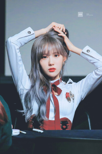 Luda 李露朵