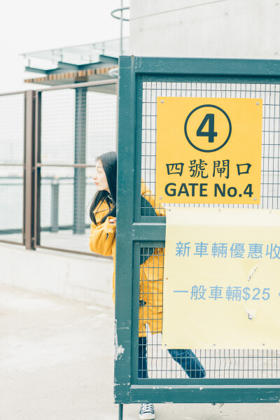 香港真的是街拍圣地，自己独特的味道很能出片、机器：SONYA7r2