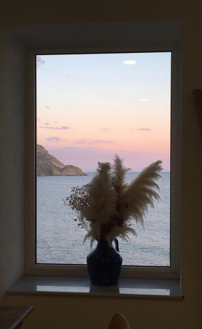 ✧⁺⸜(●˙▾˙●)⸝⁺✧
壁纸平铺锁屏素材~