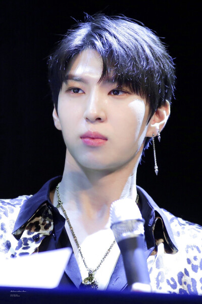 VIXX leo 郑泽运