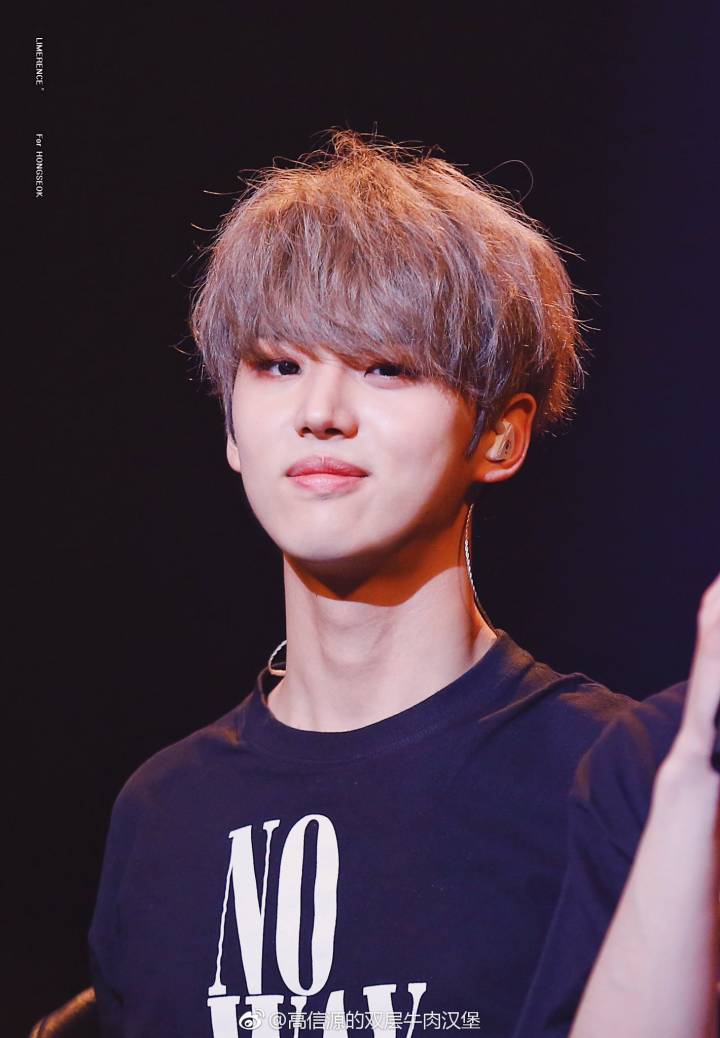 pentagon 梁洪硕(hongsuk)
