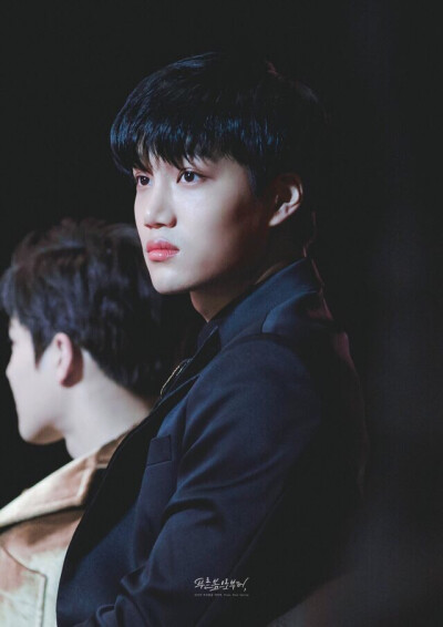 EXO 金钟仁 KAI
cr logo 