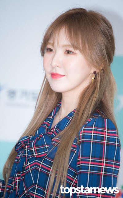 Red Velvet 孙胜完 Wendy
cr logo 