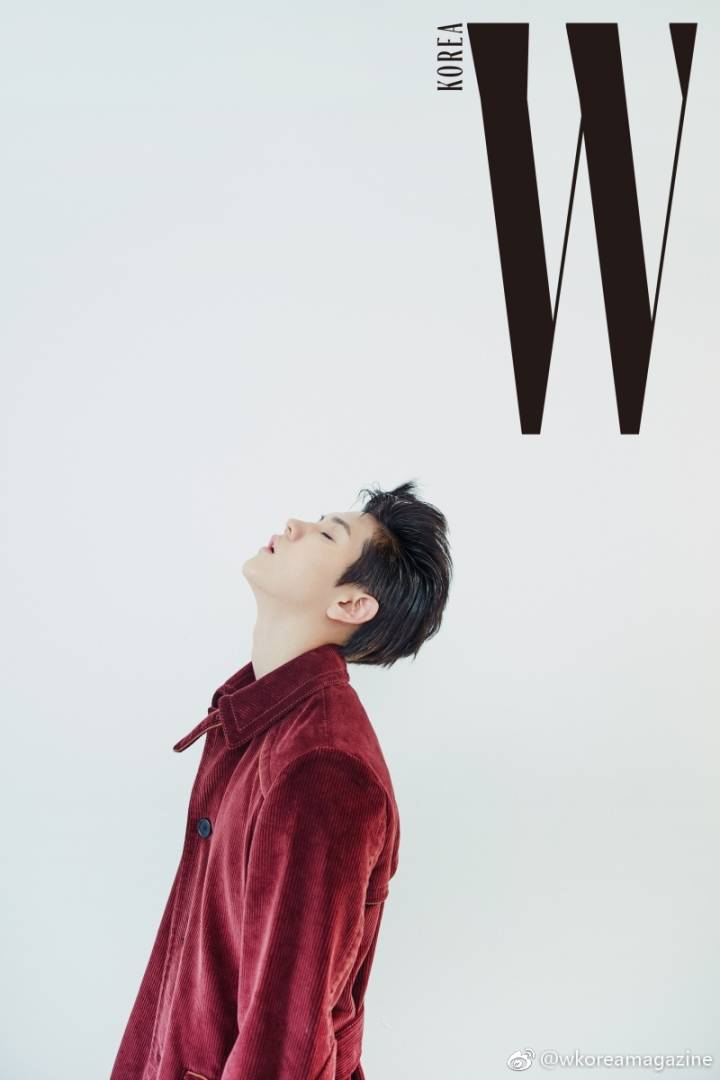 NU'EST_W(Wait)时期 杂志拍摄---?NU'EST由Aron、金钟炫、姜东昊、黄旼泫、崔珉起五人组成