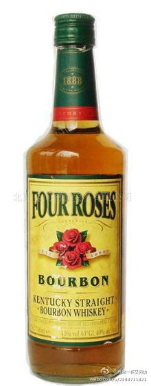 【四玫瑰威士忌Four Roses Bourbon Whiskey】来自美国~是用美国肯塔基州中部的土生谷物蒸酿，蕴藏在内层烧黑的橡木桶中，经过至少六年醇化期才酿制而成，酒味臻于完美~