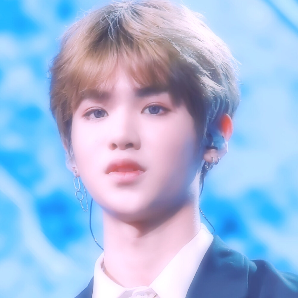 贾富贵❤ 黄明昊