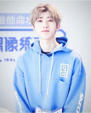 初恋蔡徐坤♡

可二转

抱图

谢谢收藏

BY·南相思
