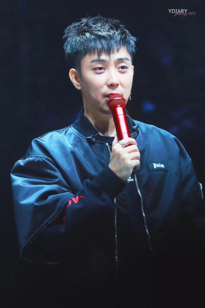 殷志源 180310 Private stage 1THE LAND cr.logo
原图️二改️二加水印️去logo ​​​