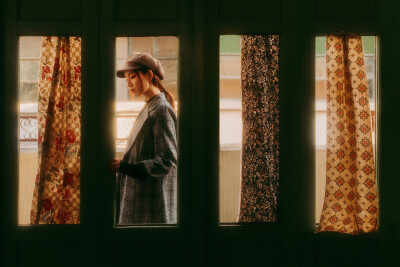 《往事如风》
摄影师：安弟君
每个人心中都深藏着一个人，你不知道对方生活得好不好。你怀念的只是一个简单的名字，一段简单的相遇。