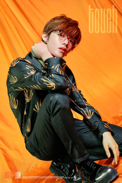 NCT127 'TOUCH'
Music Video_ 2018.03.14
#NCT127_TOUCH# #TOUCH#
#NCT# #NCT2018# #NCT127#
#MARK# #道英# #悠太#
#泰容# #昀昀# #JOHNNY#
#泰一# #楷灿# #在玹# ​​​