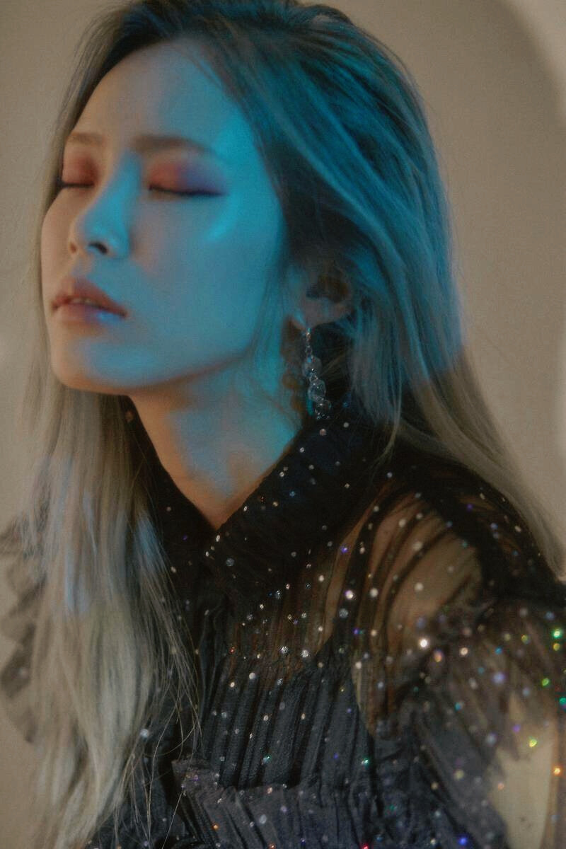 Heize 壁纸 自调色
这次回归也请大家
在youtube/melon多多支持吧
